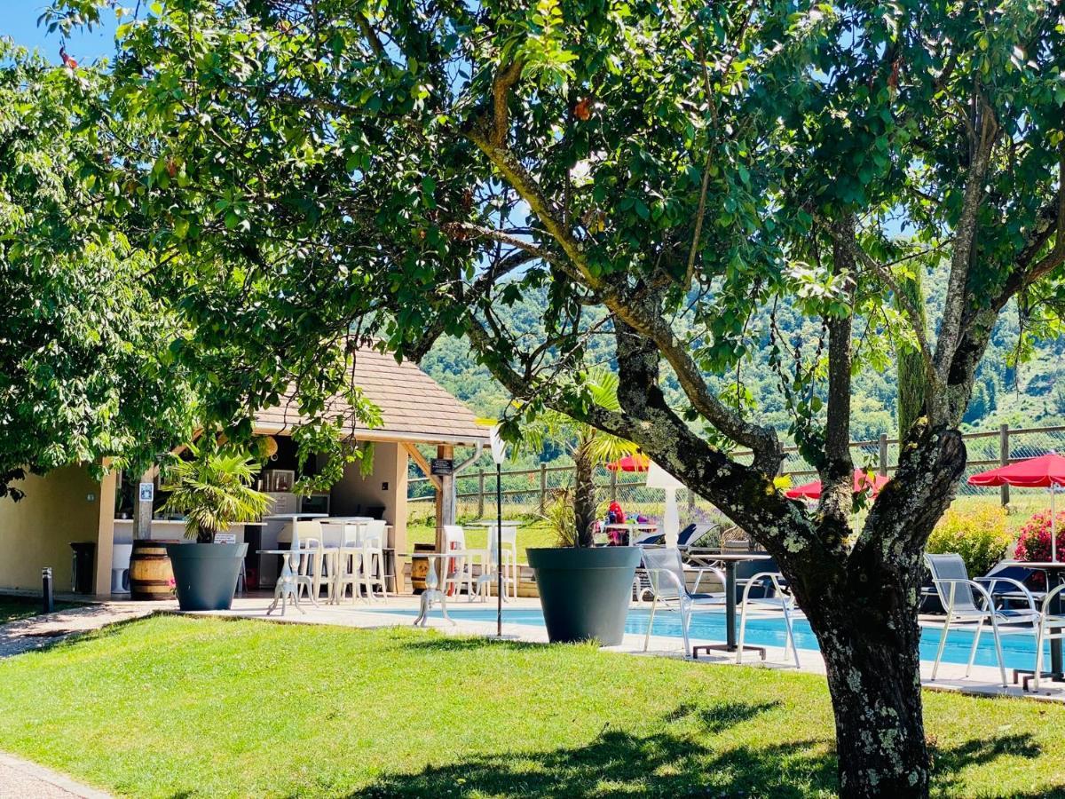 Domaine De Suzel Vignieu Exterior foto
